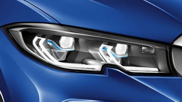 BMW 3 Series Saloon (G20), BMW Laserlight. BMW 3 Series Saloon (G20), BMW Laserlight. Lateral close-up of the left front headlight with BMW Laserlight.