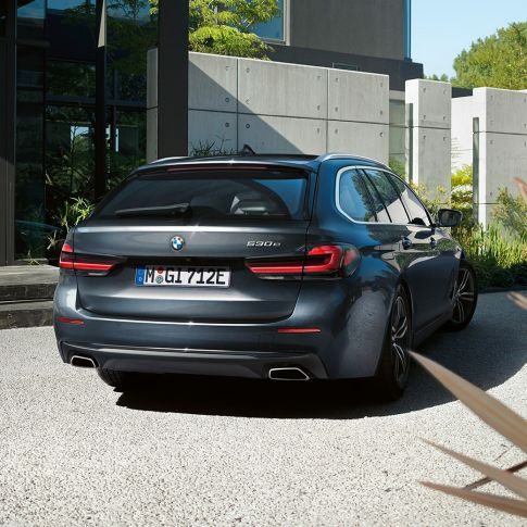 Bmw 5 Series Touring New Vehicles Bmw Uk