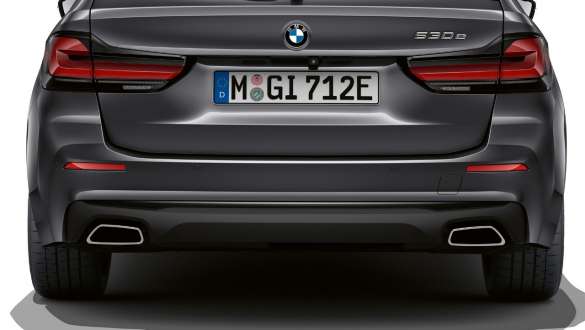 Visible trapezoidal Exhaust pipes BMW 5 Series Touring G31 Visible trapezoidal Exhaust pipes BMW 5 Series Touring G31 Facelift 2020 close-up rear