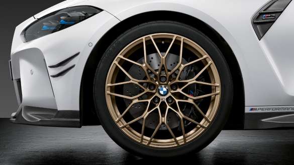 BMW M3 Saloon G80 2020 20"/21" M Performance forged wheel 1000 M Frozen Gold Bronze close-up 