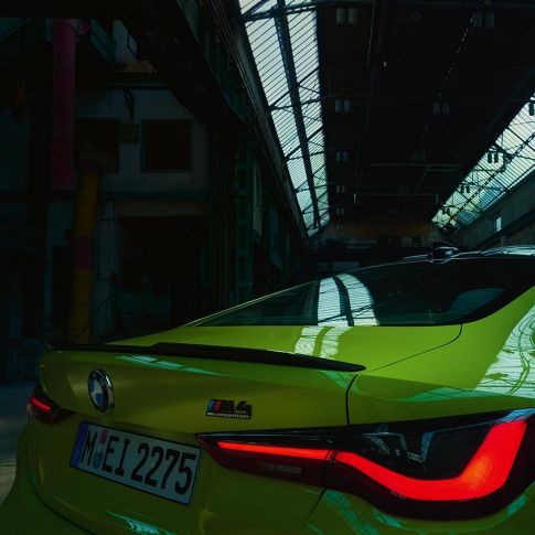 3 quarter rear view BMW M4 Competition Coupé G82 2020 Sao Paulo Yellow 3 quarter rear view BMW M4 Competition Coupé G82 2020 Sao Paulo Yellow