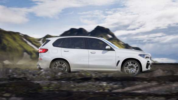 Offroad mode xRocks BMW X5 Offroad mode xRocks BMW X5 G05 2018 Mineral White metallic side view