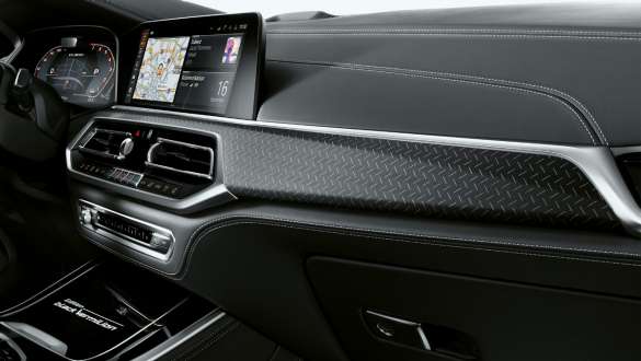 BMW Individual interior trim 'Fineline' BMW X5 Edition Black Vermilion G05 2021 interior 