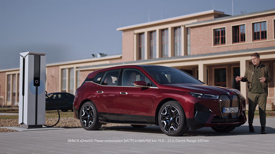 BMW iX i20 electric SUV BMW Wallbox Video BMW iX i20 2021 electric SUV BMW Wallbox Video