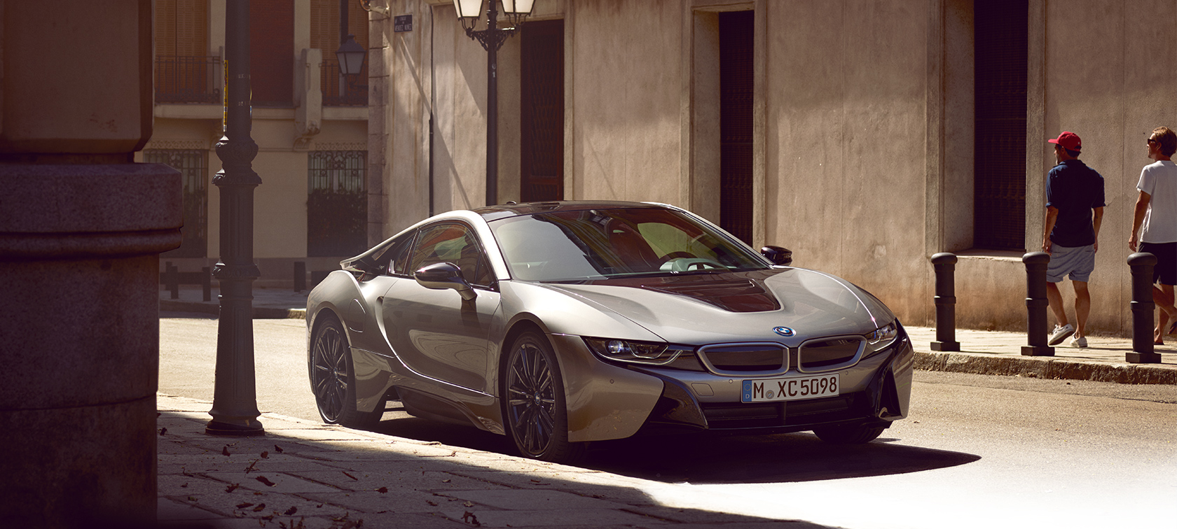 BMW i8 Coupé front 3/4 view BMW i8 Coupé front 3/4 view