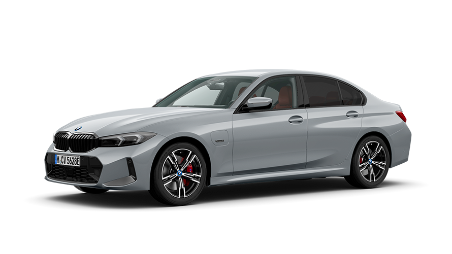 BMW 3 Series Saloon G20 PHEV 3/4 front view standing