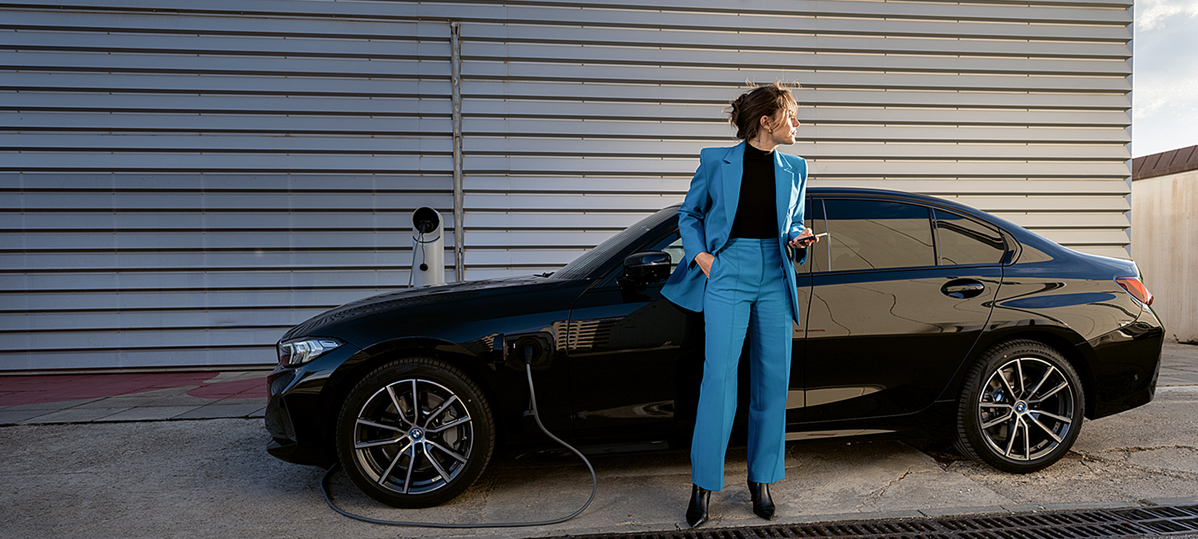 BMW plug-in hybrids: Latest Info & Overview | BMW.UK