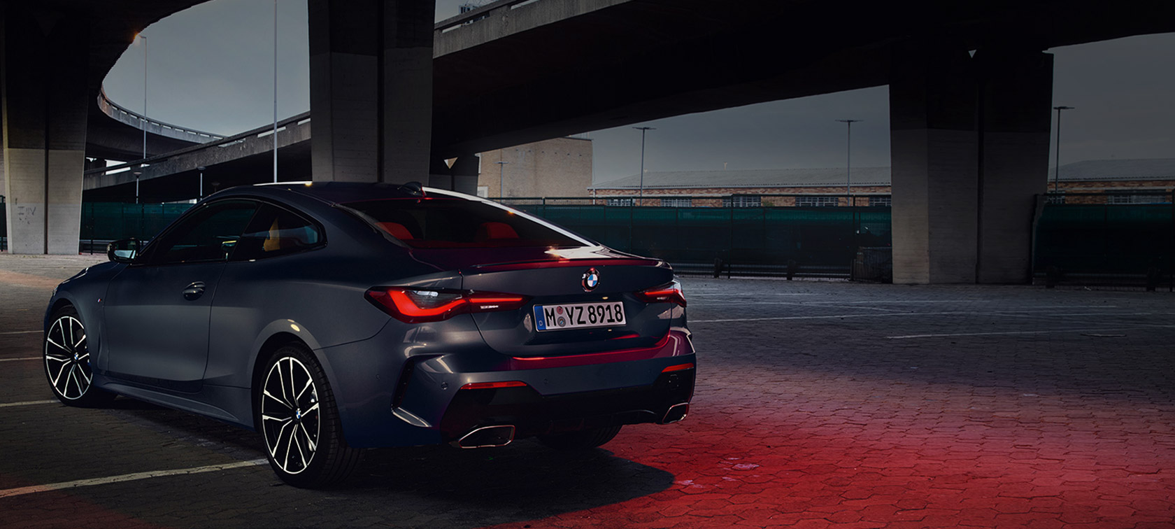 Three quarter rear view BMW M440i xDrive Coupé G22 2020 BMW M440i xDrive Coupé Dravite Grey metallic G22 2020 three quarter rear view