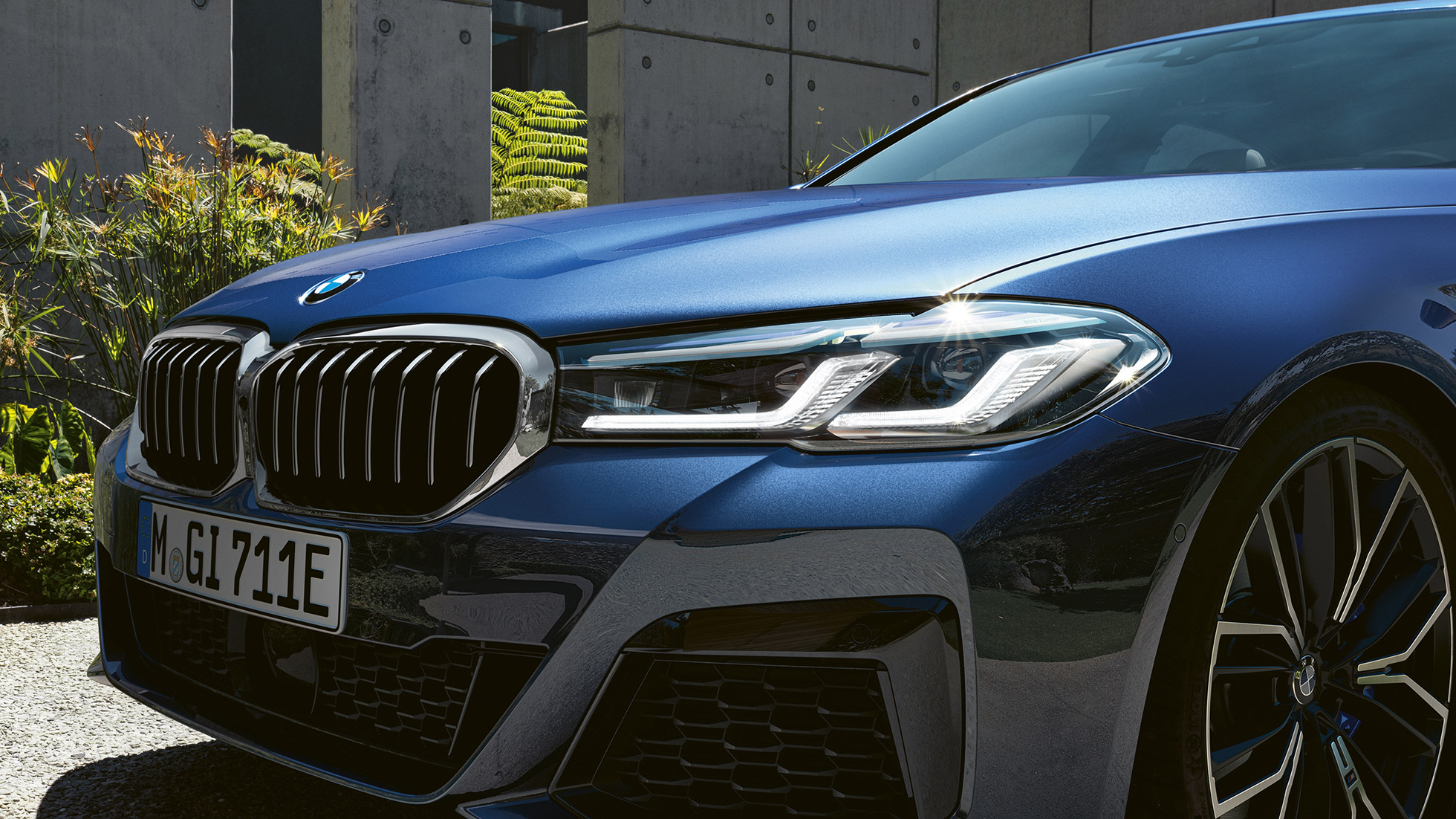 Bmw 5 Series Saloon New Vehicles Bmw Uk