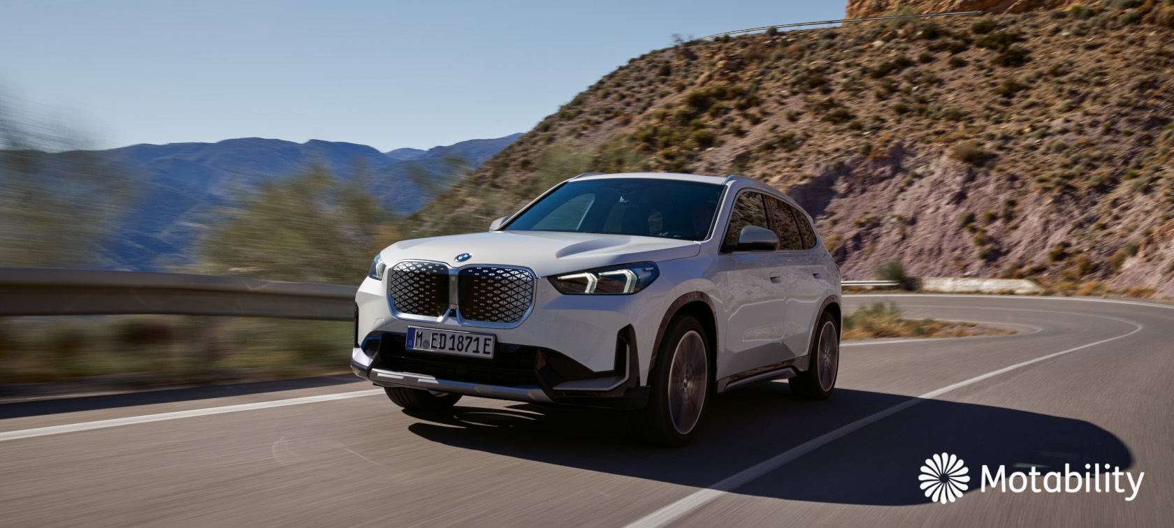 BMW iX1